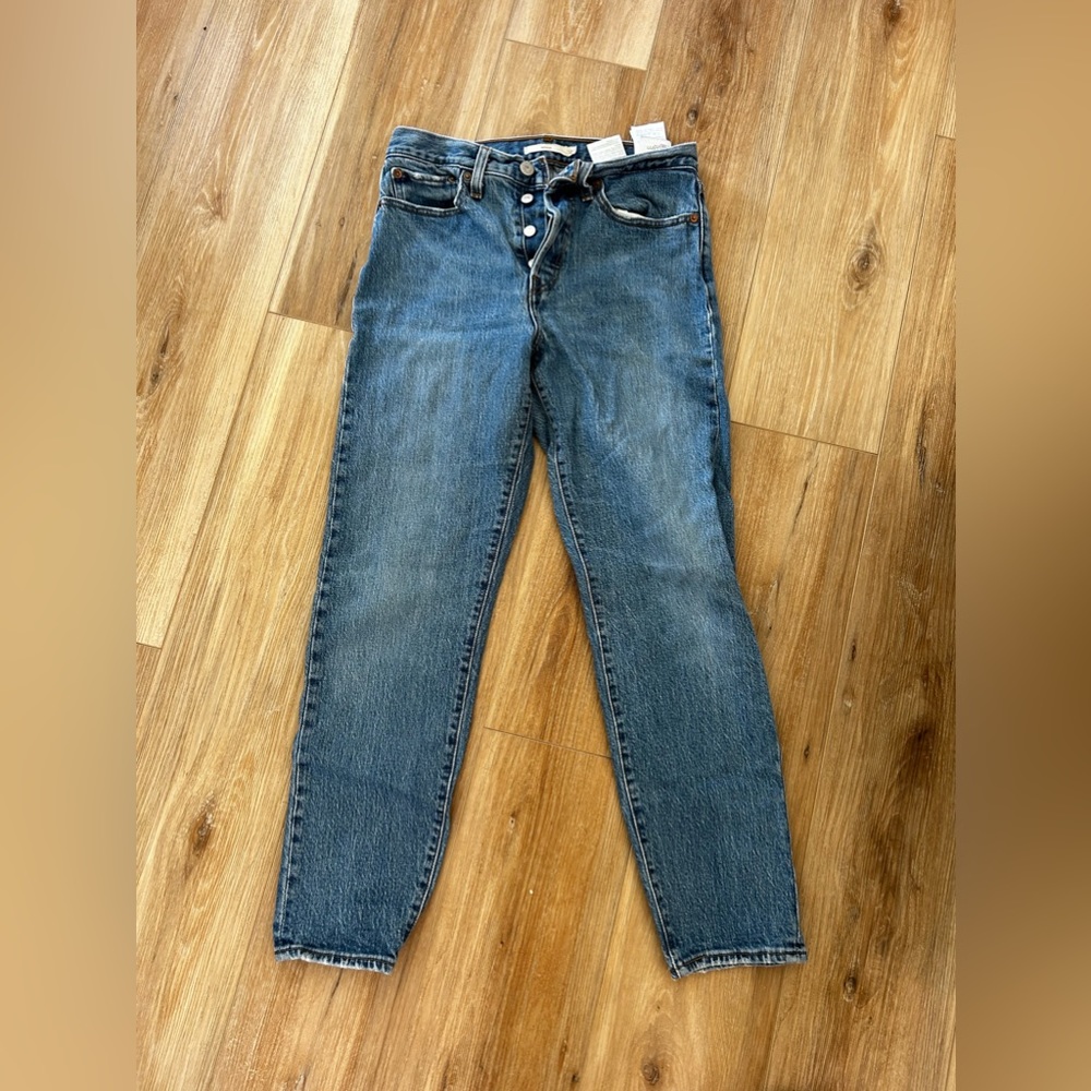 Levi's Wedgie Icon Jeans